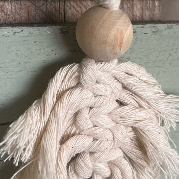 Christmas Tree Ornament // Hand Made Macrame // Angel - Picture 2 of 2